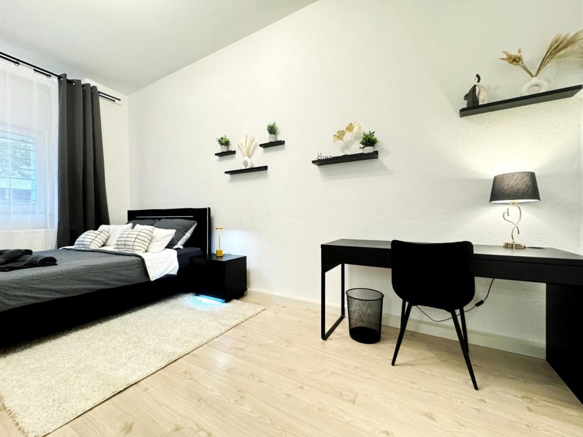 I Spacious 130qm Near Berlins Sights * Berlijn