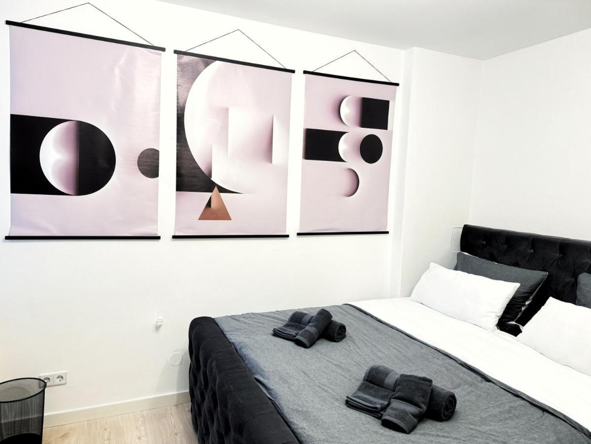 Appartement I Spacious 130qm Near Berlins Sights *